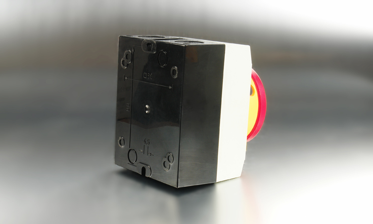 Manual changeover switch for outdoor use GLD12 1